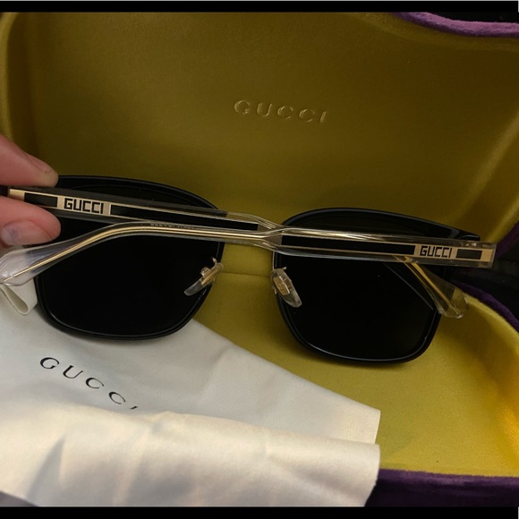 Black and gold square shaped Gucci glasses w/case - Picture 6 of 9